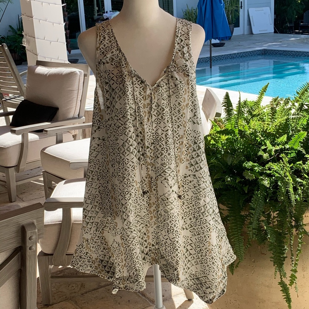 Tunic sleeveless top
